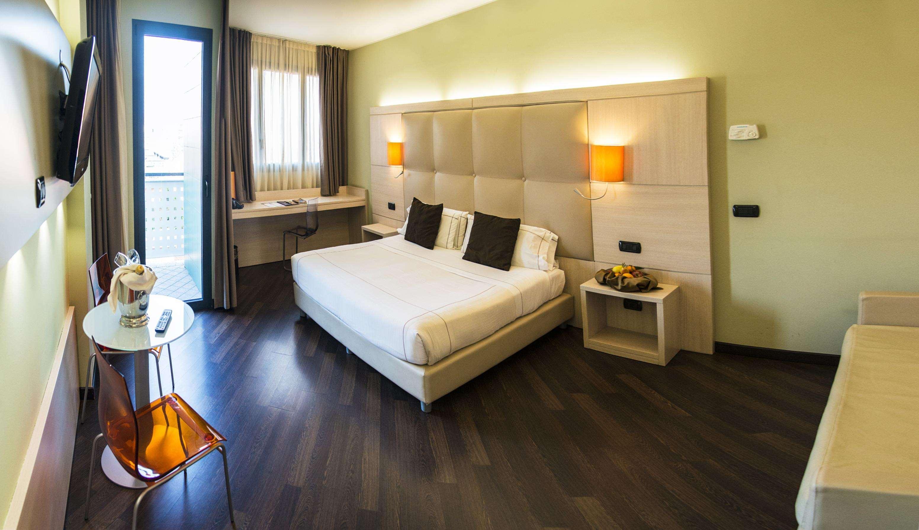Hotel Acca Palace